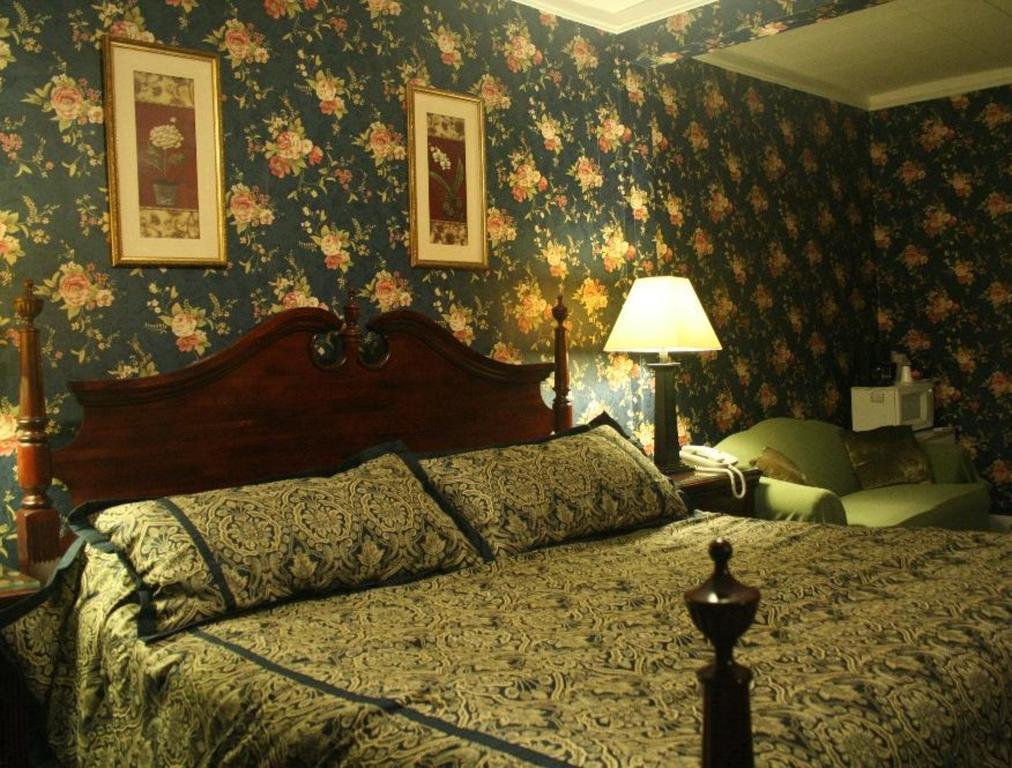 The Yankee Pedlar Inn Torrington Habitación foto